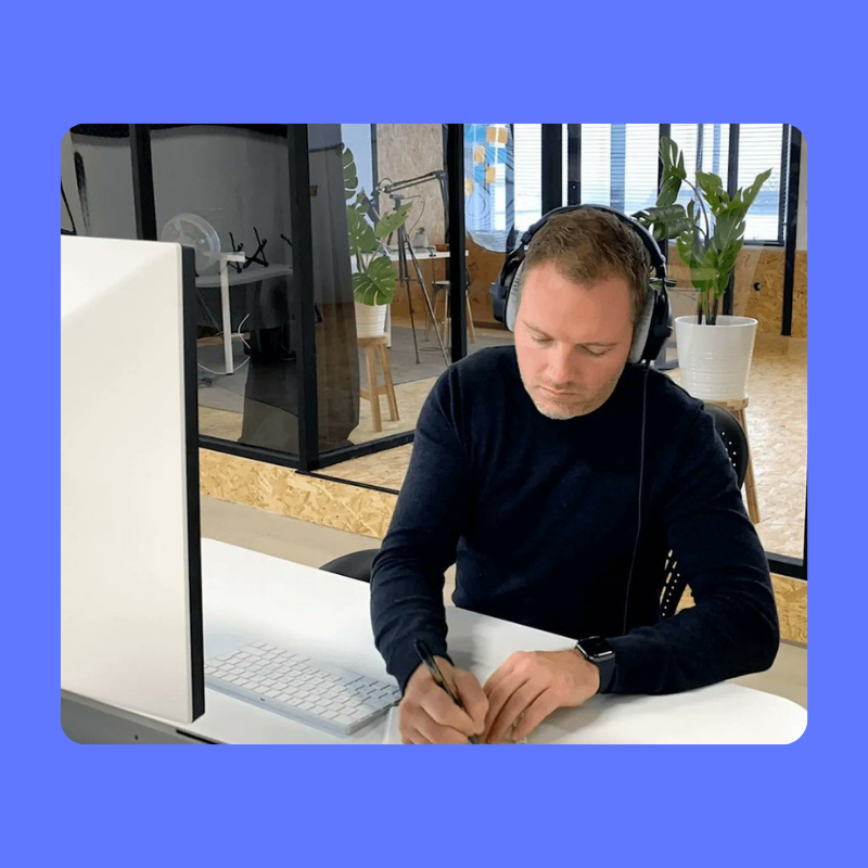 Upvoty Team [Mike Working]